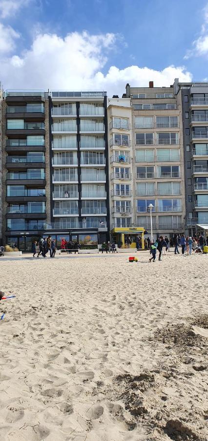 Nieuwpoort Marjolaine prachtig zeezicht - 4de verdiep -op de dijk 5pers Buitenkant foto